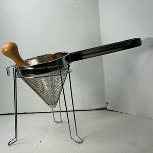 Stainless Steel Food Mill with Wooden Handle